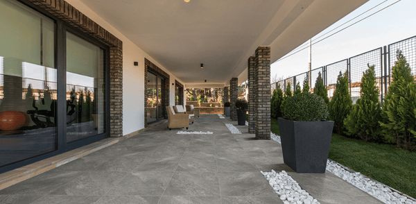 Arterra Porcelain Paver Quarzo Gray 24"x24" - FloorLife
