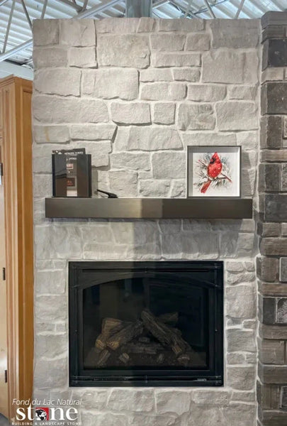 TRADITIONAL WHITE CASTLE Room Scene 2