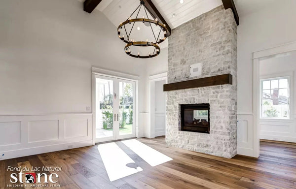 TRADITIONAL COLUMBIA Room Scene