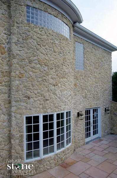 OLD WORLD GLENWOOD CORNER Scene