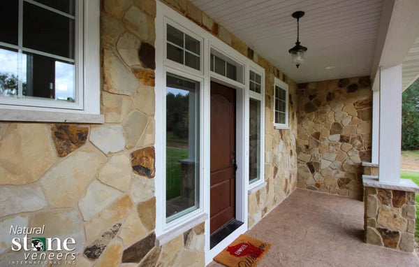 OLD WORLD SANTA CRUZ Scene