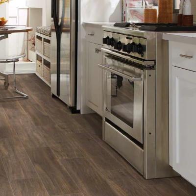 Shaw Tile Valentino Hollywood 8x32