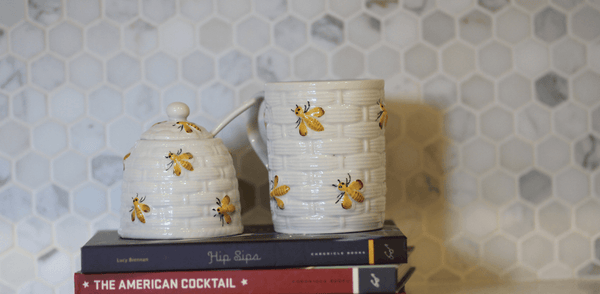 Marble Tile Collection Calacatta 2" Hexagon - FloorLife