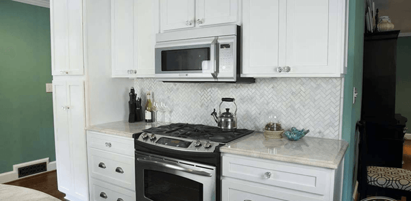 Marble Tile Collection Arabescato Carrara Herringbone In Mesh - FloorLife